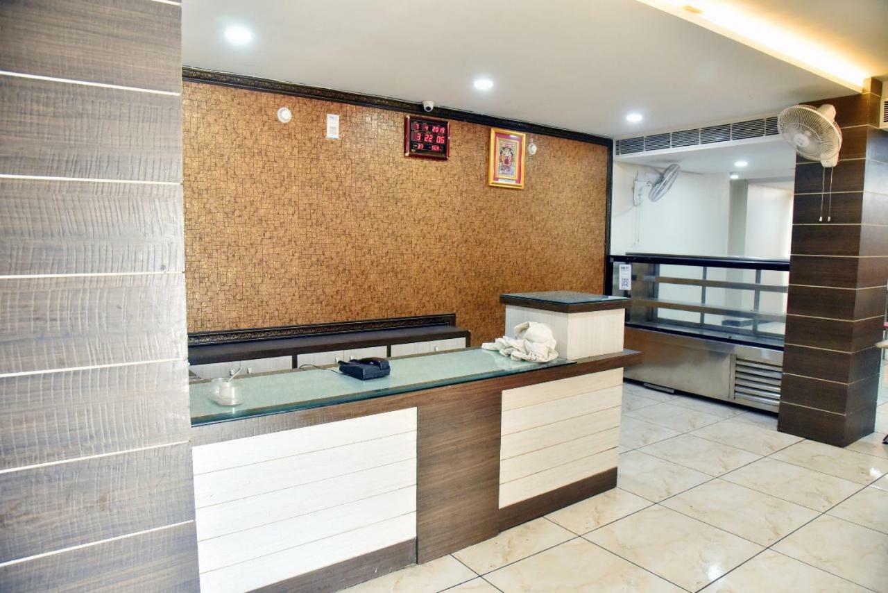 Hotel Midtown & Restaurant Jhunjhunu Exterior foto